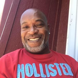 Meet your Posher, Derrick